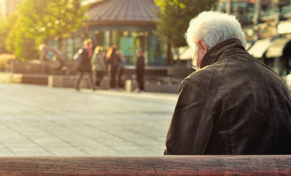 Vivir en vecindarios más verdes se asocia con un deterioro cognitivo más lento en personas mayores
