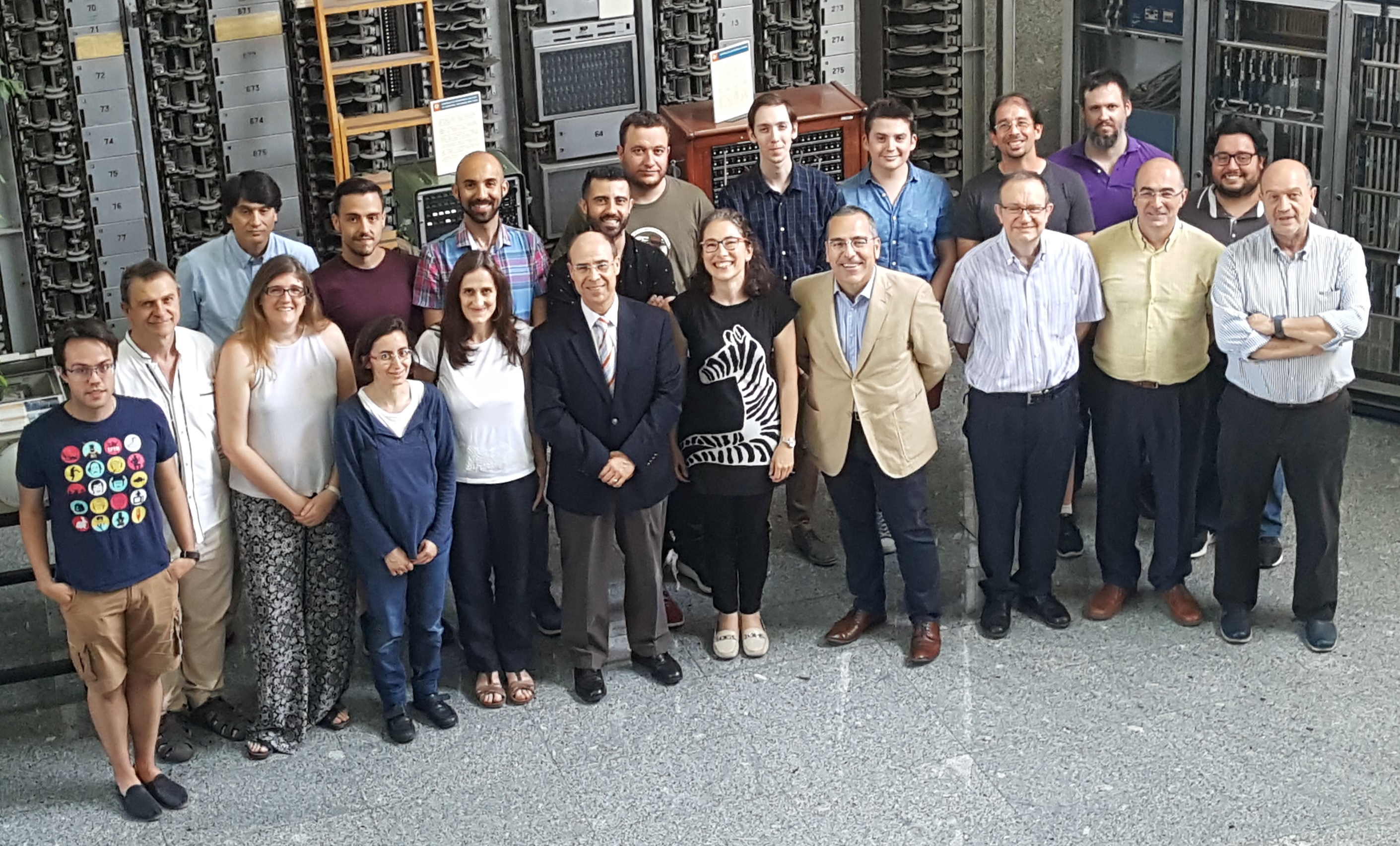 Inteligencia artificial para la predicción de glucosa: máxima precisión en amplios horizontes de tiempo