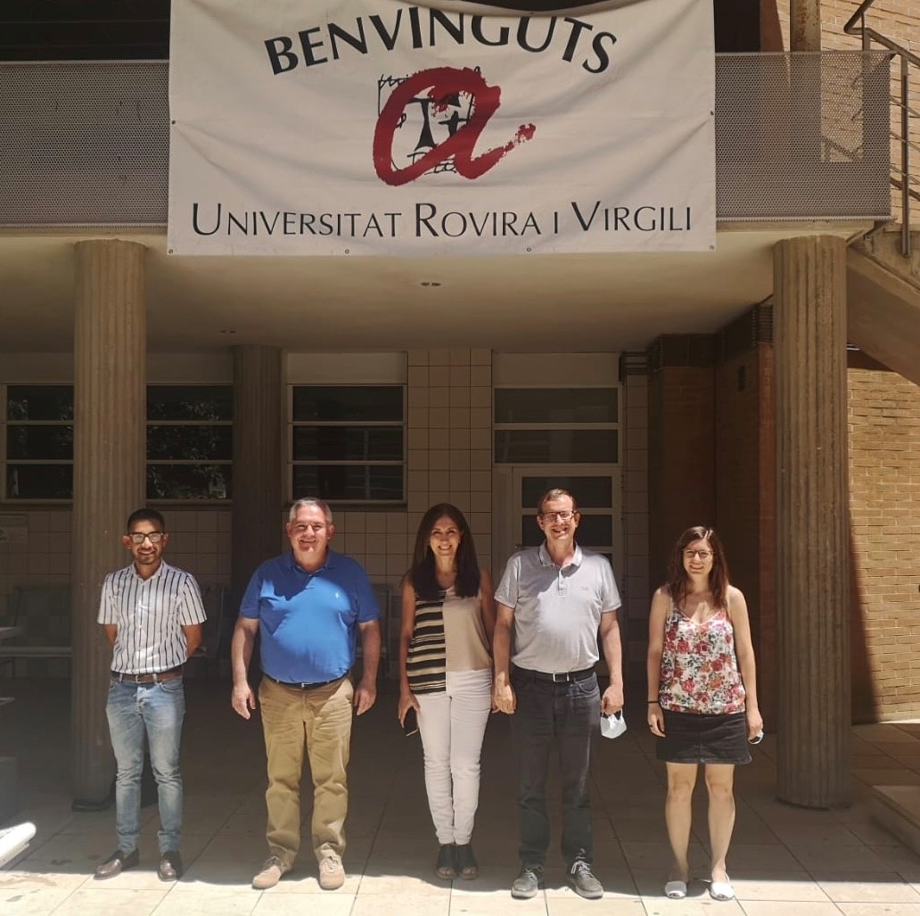 Las personas con menos recursos económicos tienen más riesgo de adoptar estilos de vida y dietéticos no saludables