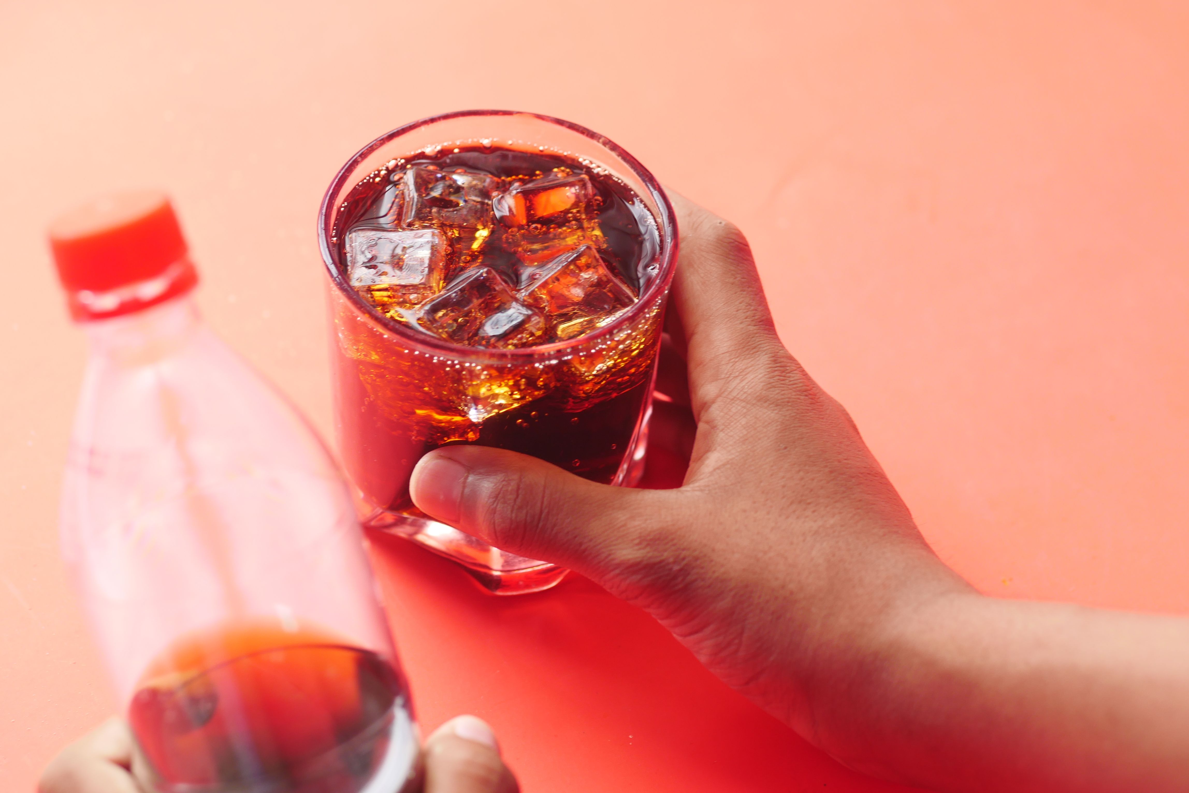Cambios en el uso de edulcorantes bajos y sin calorías en los alimentos comercializados en España