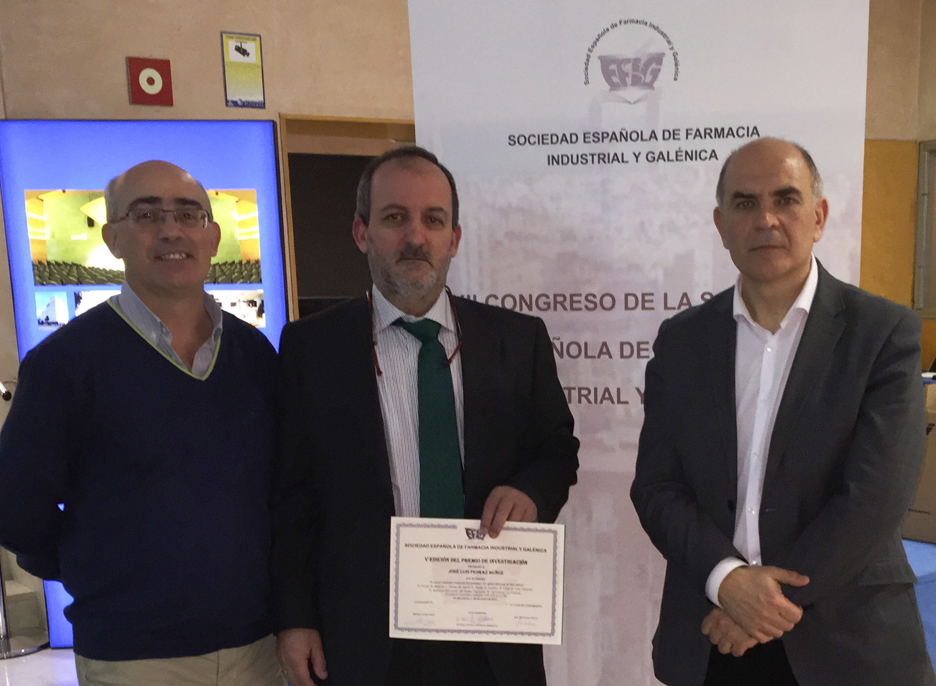 Premio SEFIG por el trabajo colaborativo del CIBER-BBN en nuevas tecnologías para la terapia de enfermedades oculares.